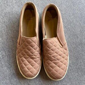 a new day Pink Quilted slides, Size 8